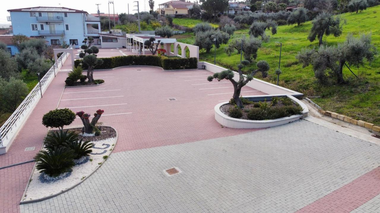 Hotel Al Rustico Crosia Bagian luar foto